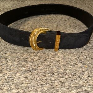 St.John Elegant Black and Gold Women's Belt
